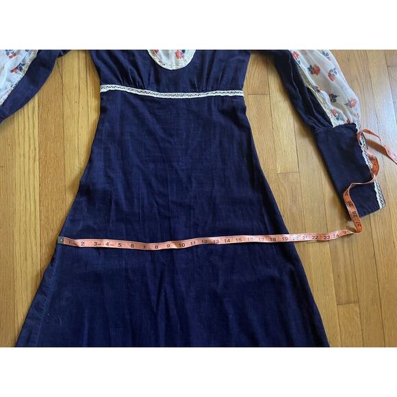 60s Vintage Gunne Sax Black Label Corduroy Dress - Picture 10 of 12